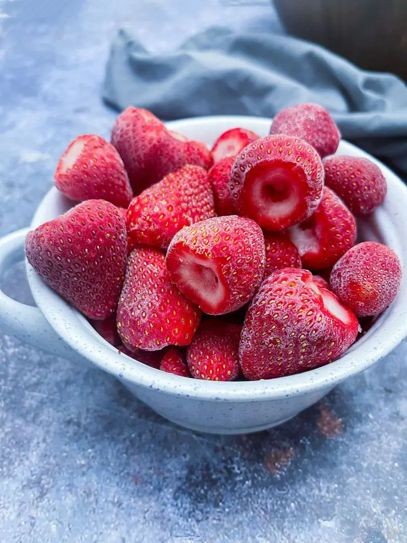 How To Freeze Strawberries To Keep Them Fresh For Longer